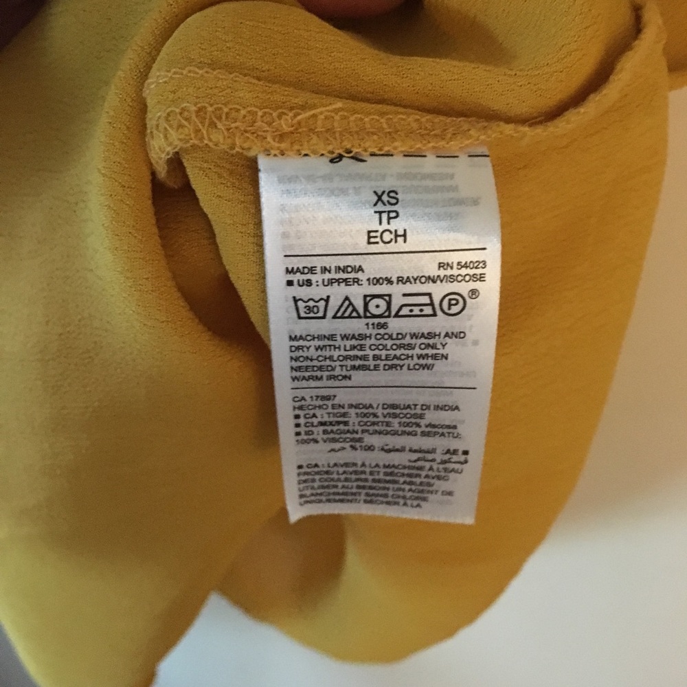 Old Navy Yellow Ruffle Tank Top - Picture 4 of 4